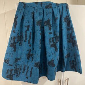 Blue Textured Skirt by Mordicci – Elevate Your Wardrobe with Timeless Elegance
